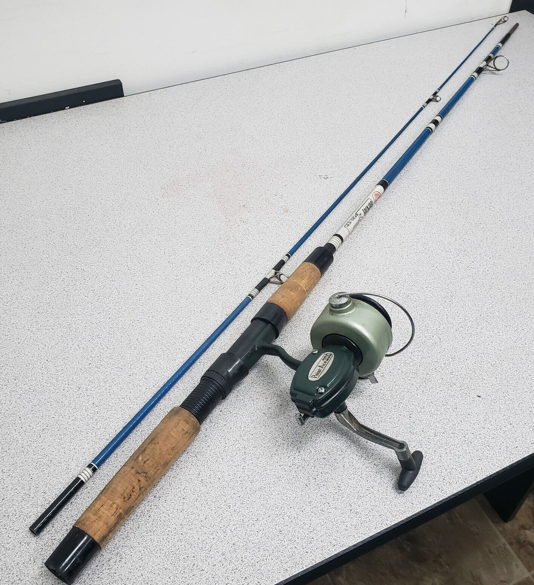 Vintage Point-Ace 200 Fising Reel with Betkley Spartan SP30 fy