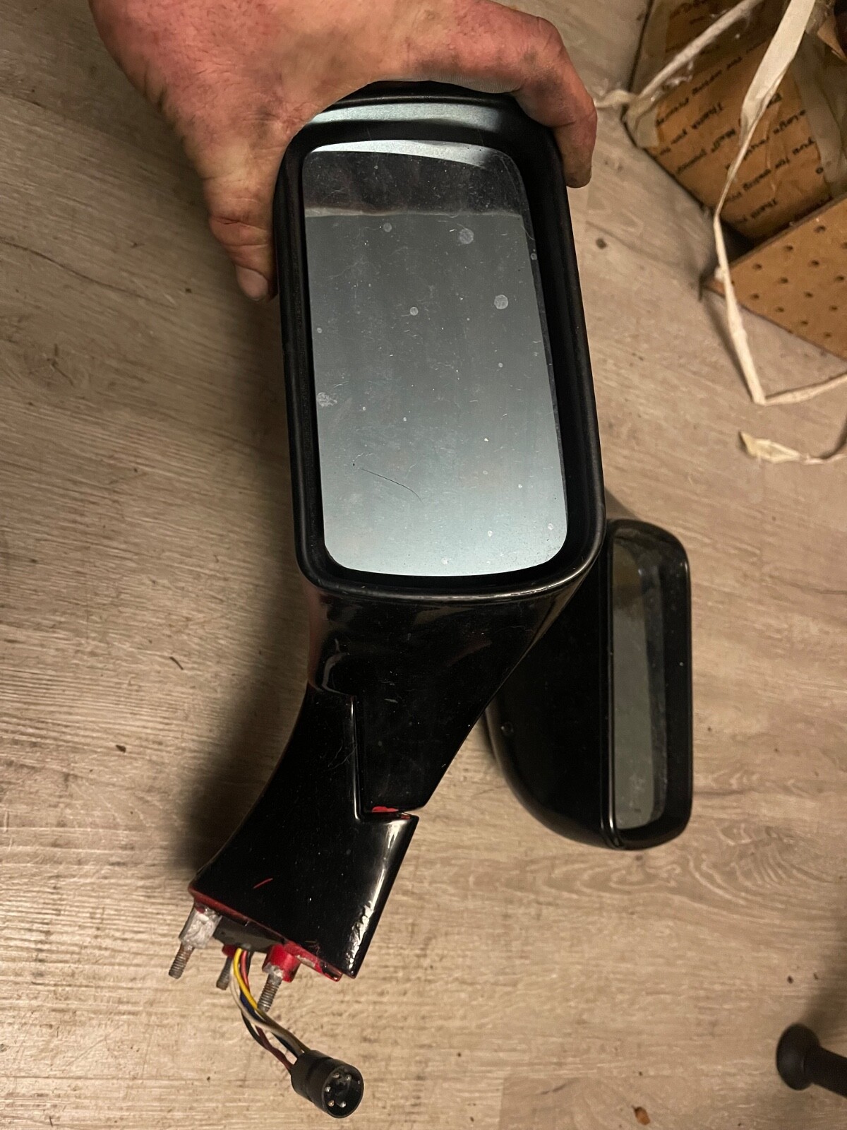 One previous owner, Black ferrari 348 side view mirrors.
