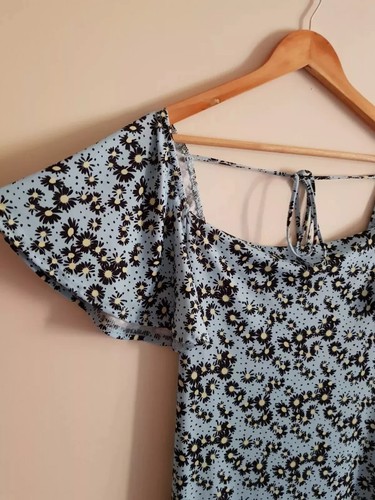 Asos Design maternity Size 10 short sleeve floral midi dress - Blue - Picture 3 of 5