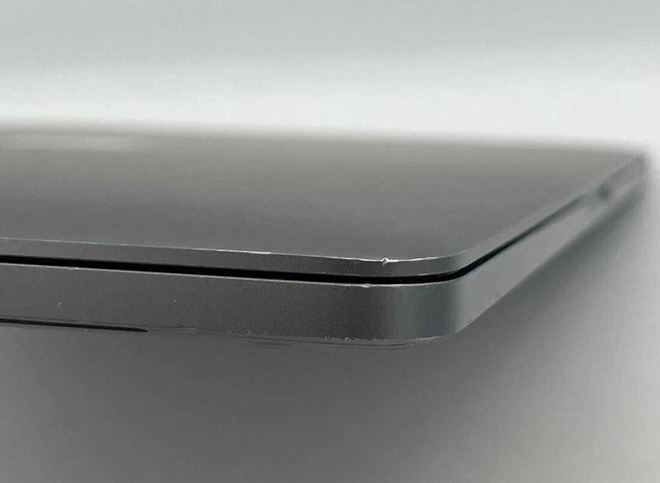 MacBook Pro 13” (2018) - i5 2.3 GHz - 8 Go - 256 Go - Bluetooth Non Fonctionnel - Photo 3/4