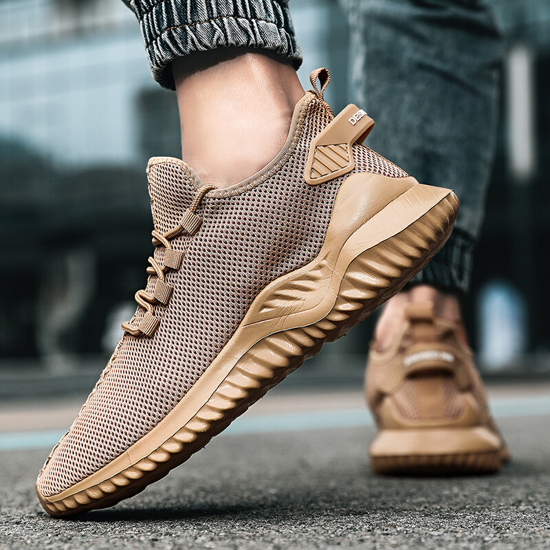 Men Casual Breathable Sneakers Fashion 