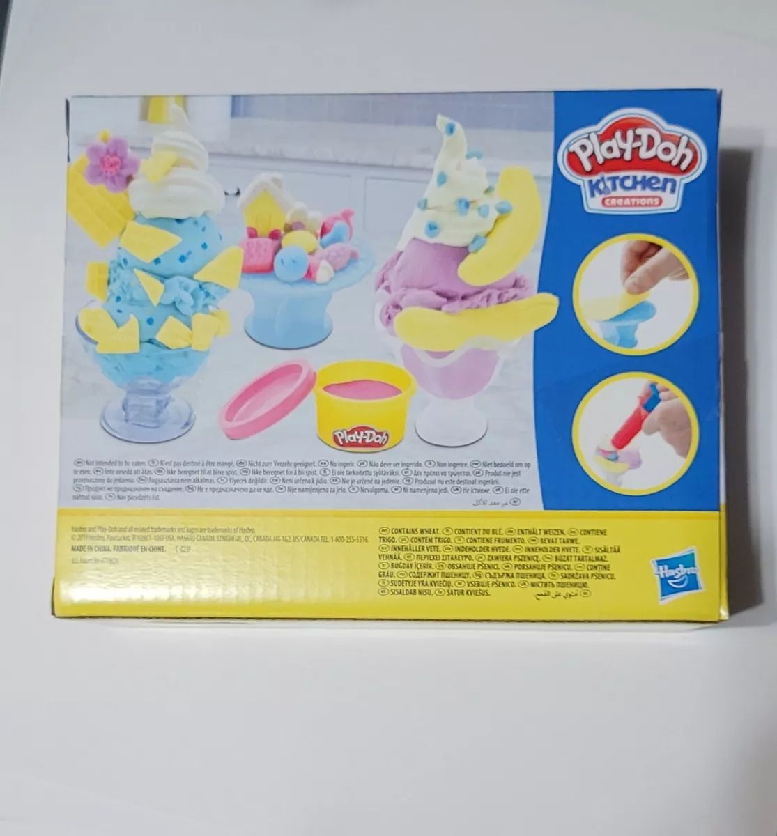 Brand New PLAY DOH Kitchen Creations Ice Cream Party Set Ice Cream Desert  Set