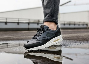 nikelab air max 1 pinnacle