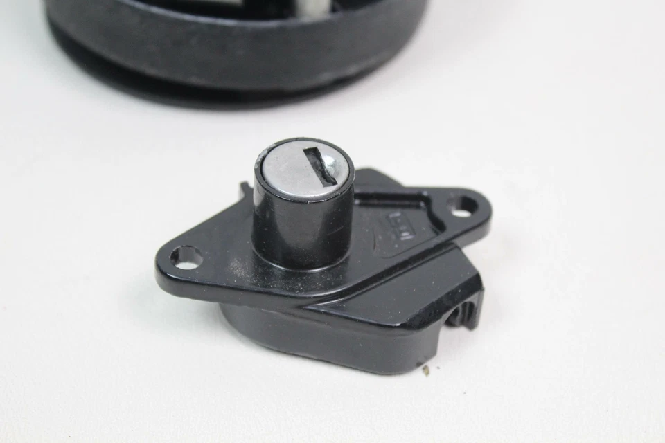 MV Agusta F3 675 11-13点火套件开关燃气盖锁钥匙规集群仪表板 — 第 4/4 张图片