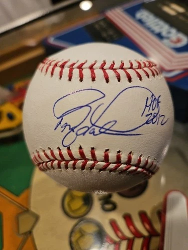 Barry Larkin Hall of Fame autographed baseball inscribed 'HOF 2012'