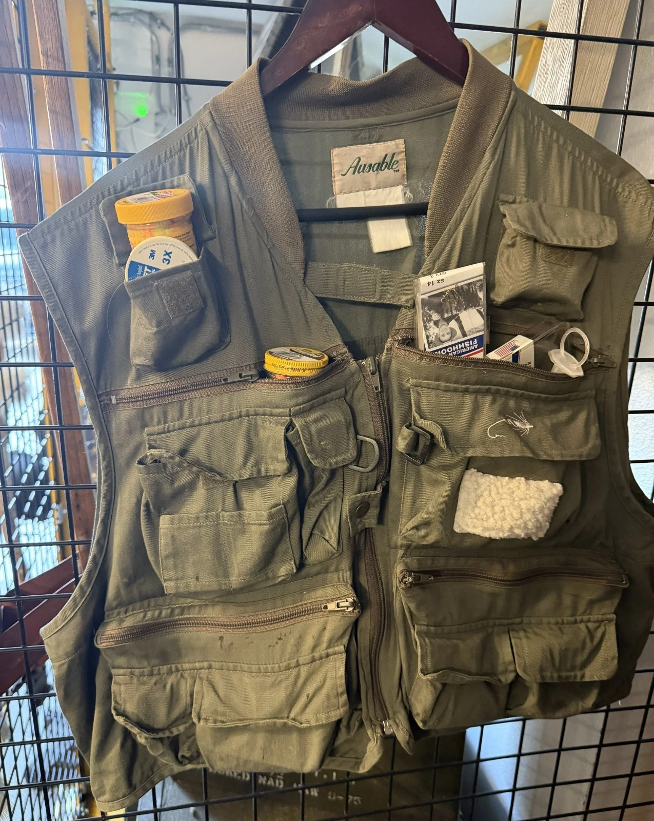 Vintage Olive Drab Green AUSABLE XL Fly Fishing Vest Loaded With Gear
Opens in a new window or tab