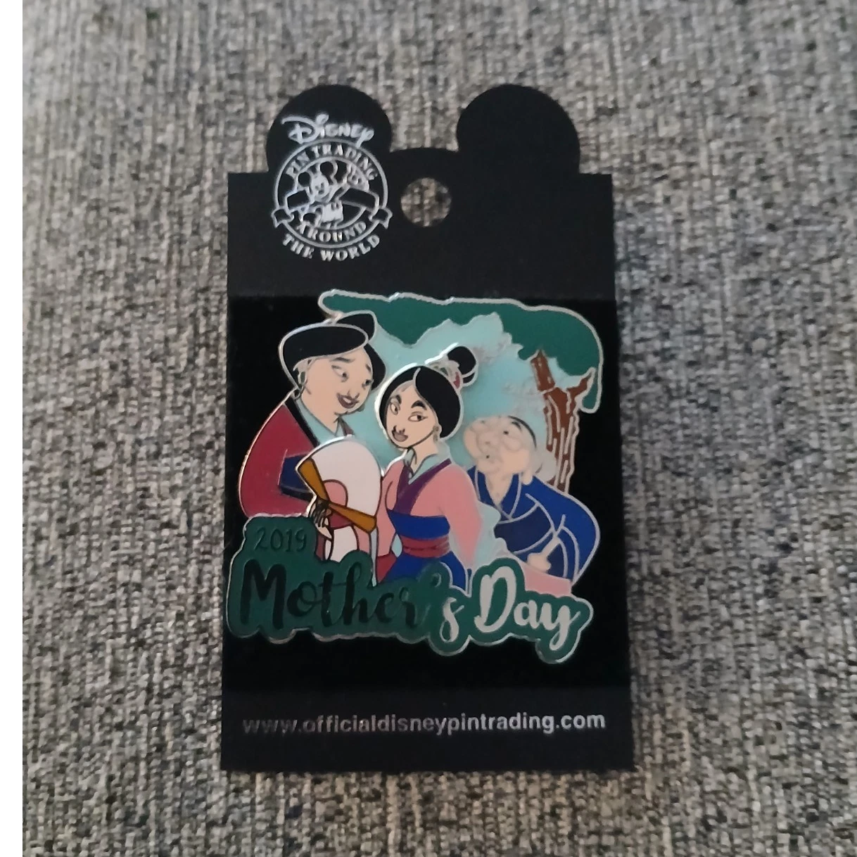 Disney 2019 Mother's Day Mulan Single Pin Walt Disney World Trading Pin