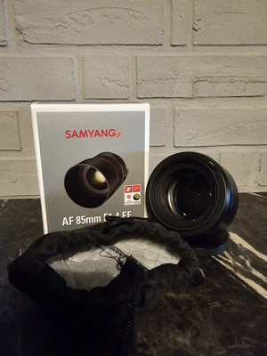 Samyang AF 85mm F/1.4 EF für Canon EF Mount