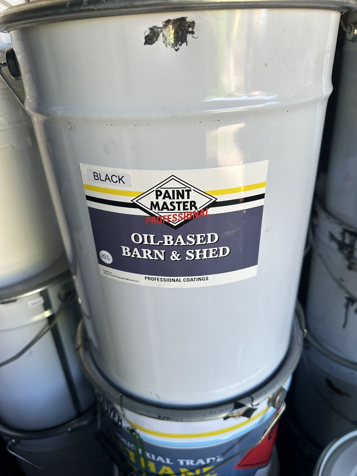 Pintura de granero y cobertizo a base de aceite NEGRO 20lts usada por los profesionales