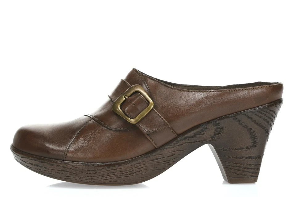 MUNRO AMERICAN Womens Brown Leather Buckle Slip On Heeled Mules Sandals Size 9 - Image 2 of 4