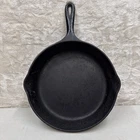 Vintage Wagner Ware Sidney -0- Cast Iron Skillet #8 Pan With Pour Sides