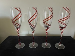 4 PIER 1 RED SWIRL SWIRLINE CHAMPAGNE FLUTES 10" EXC