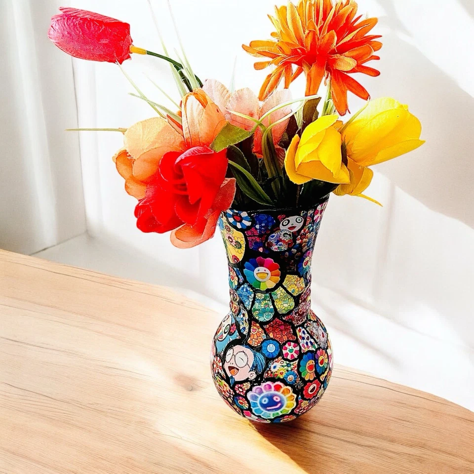 Jarrón Takashi Murakami Foto 2 de 4