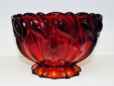 Indiana Tiara Glass Sunset Deep Red Calla Lily Leaf Footed Amberina Bowl