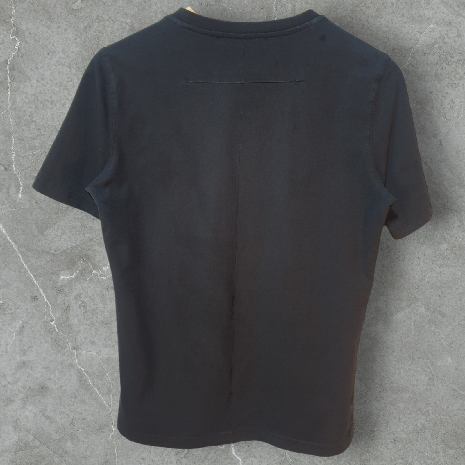 Givenchy Mens T-Shirt Black Rottweiler Dog Graphic Tee Small (BUY 2 GET 2 FREE) thumbnail 3