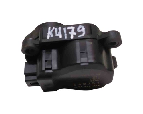 FORD KUGA I Regelventile f�r Innenraumheizung 3M5H19E616AB 2.00 Diesel 30148904