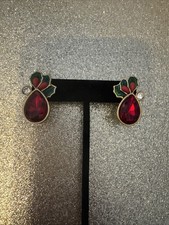 Vtg Avon Large Red Rhinestone Gold Tone Enamel Holly Christmas Pierce Earrings
