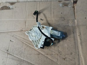 Audi A6 4F Fensterhebermotor Motor Fensterheber vorne rechts 4F0959802D