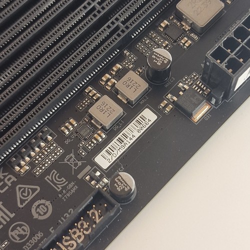 Mainboard GIGABYTE Z790 GAMING X AX LGA 1700 Intel Series 12 13 14000 DDR5 - Bild 10 von 12