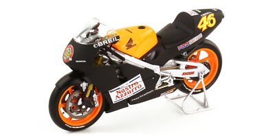 Minichamps 1:12 HONDA NSR 500 VALENTINO ROSSI TEST BIKE 2000