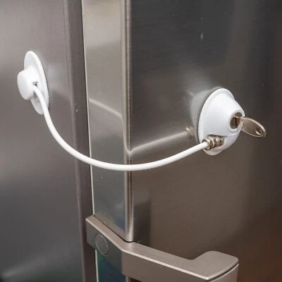 YOUR DAY MATE Kindersicherung mit Schloss abschliessbar Babysicherung Kühlschrank Schrank Set