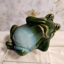 Cute Fat Green Ceramic Garden Frog Figurine Relaxing Laying On Side