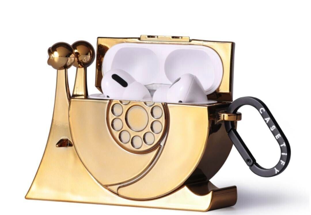 スマホケース・テックアクセサリーその他 Casetify x One Piece Golden Transponder Snail 3D AirPods Pro One Piece Golden Transponder Snail AirPods Pro Case Anime