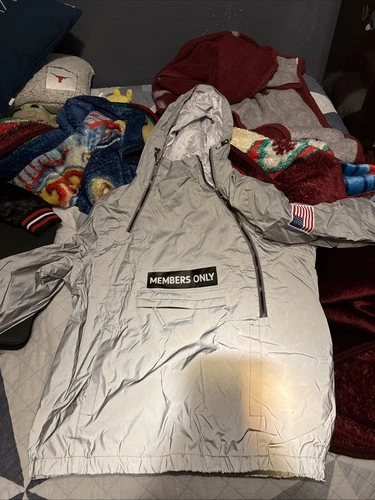 Members Only Gray Hooded Windbreaker Jacket Men’s Size Large Lightweight - product listing photo