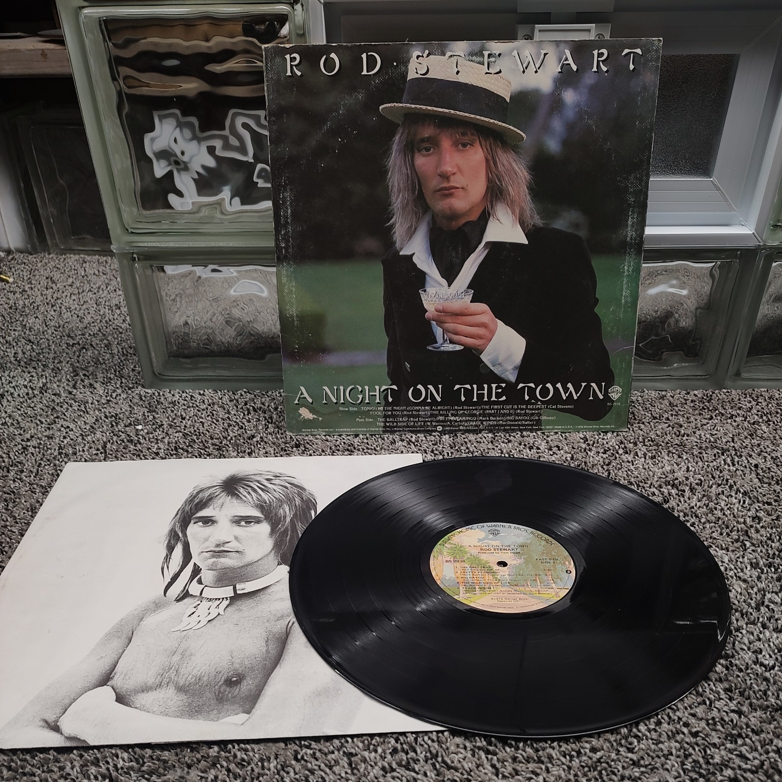 Rod Stewart – A Night On The Town, 1976 LP, Warner Bros. Records – BS 2938 old