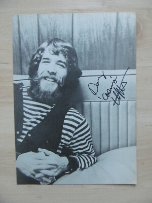 Doug Clifford ''Creedence Clearwater Rivival'' Autogramm signed A4 Magazinbild