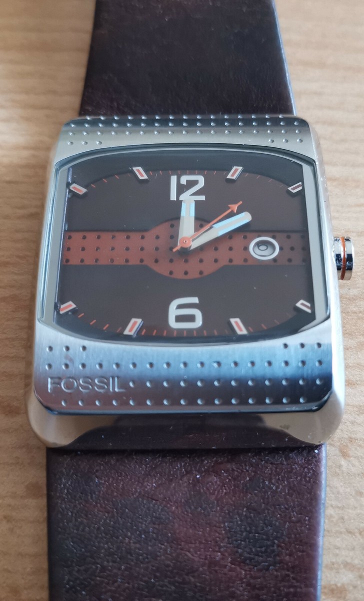 Fossil JR-9389 Uhr Quarzuhrwerk analog Dornschließe Lederarmband 