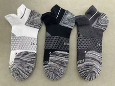 Men's Hex Tec Lightweight Running Ankle Socks Size L 9-13 Bombas 3 Pairs 3 Color