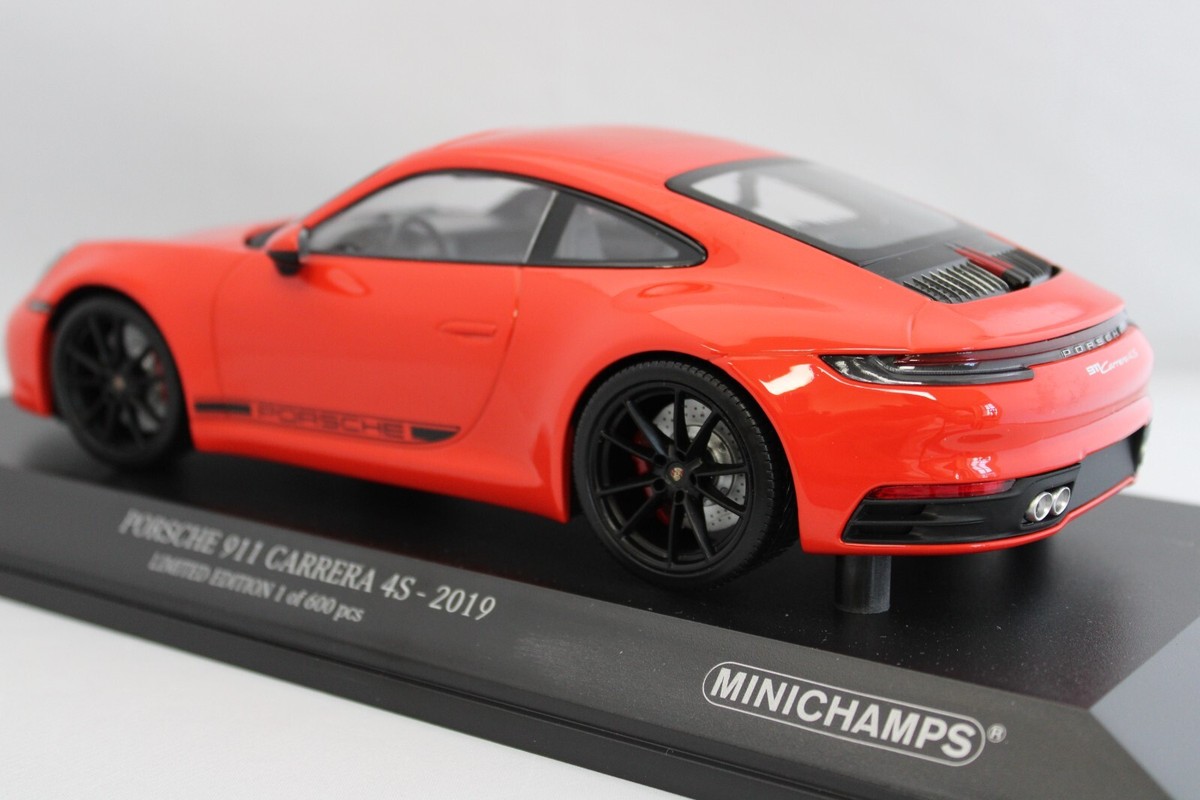 Minichamps - Porsche 911 Carrera 4S 2019 - Orange 1/18 Scale