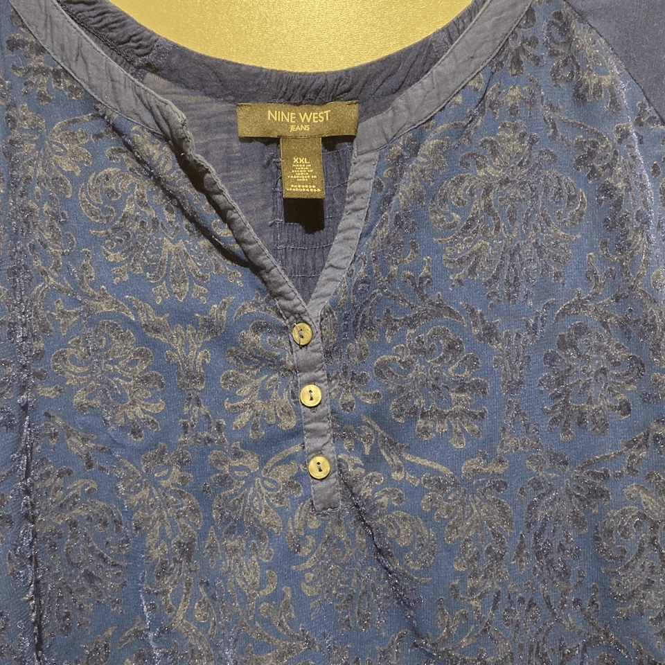 Blusa Nine West Jeans Para Mujer Azul Floral Cuello Dividido Rolltab Manga 3/4 Talla XXL Foto 4 de 4