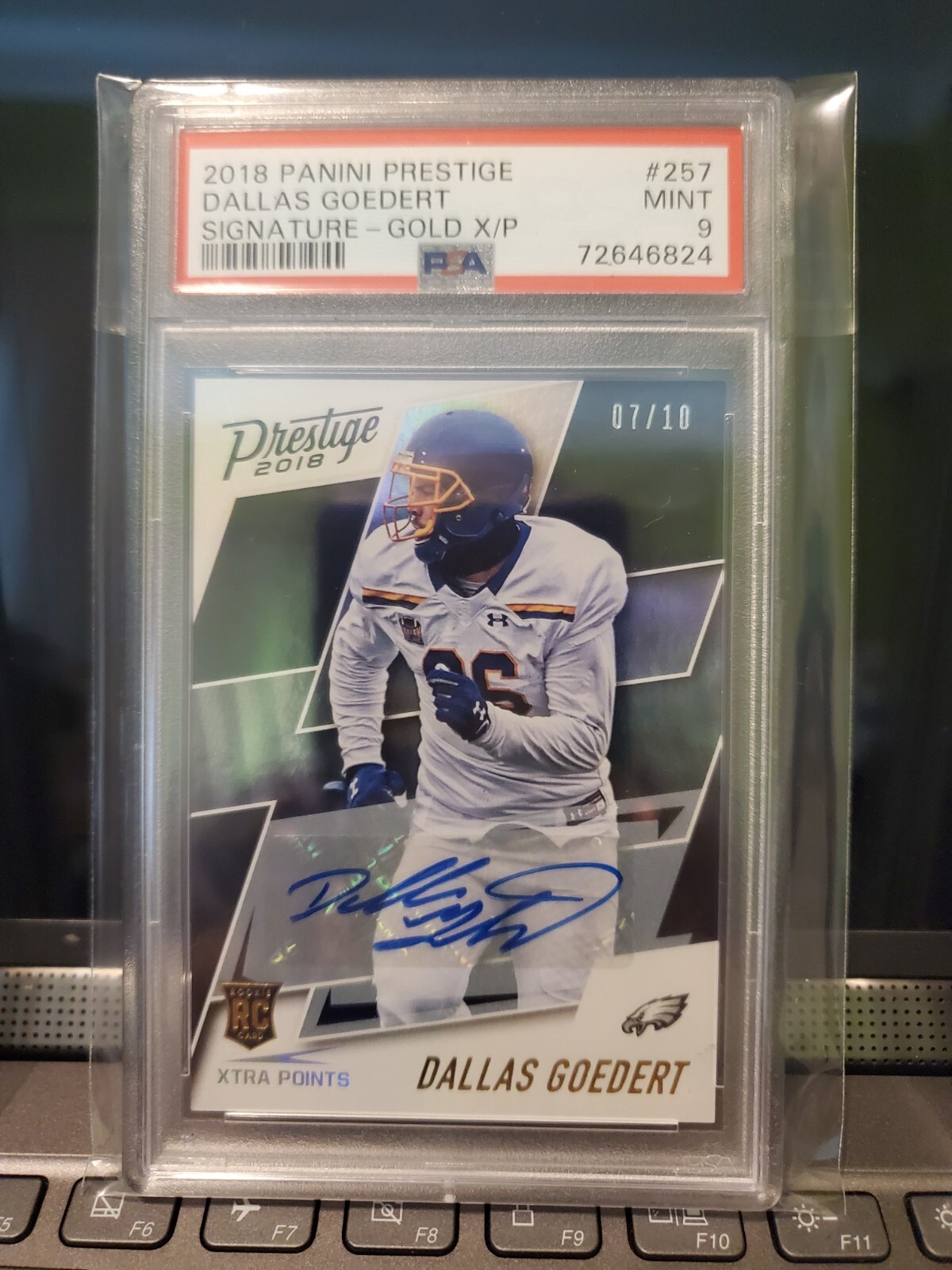 Dallas Goedert Panini Prestige #257 Signature-Gold Xtra Points