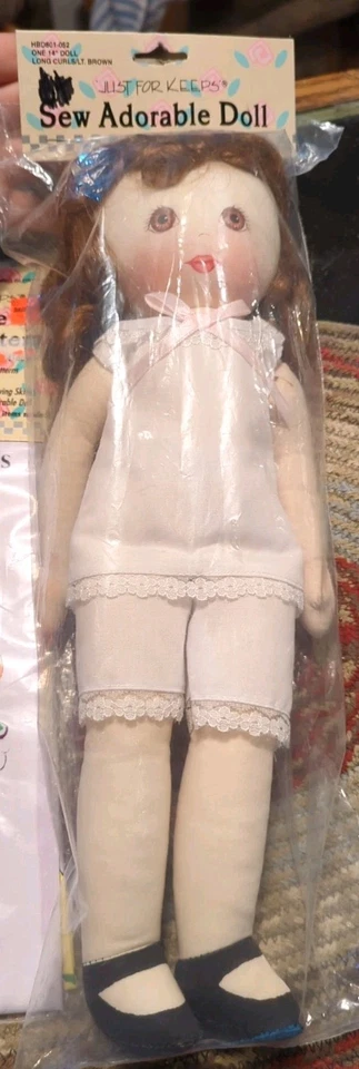 Vintage 1993 Sew Adorable Doll Clothes 5 Patterns cut & Sew Printed Cloth + Doll - Image 2 of 4