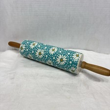 The Pioneer Woman Flea Market Teal Daisy Flor...