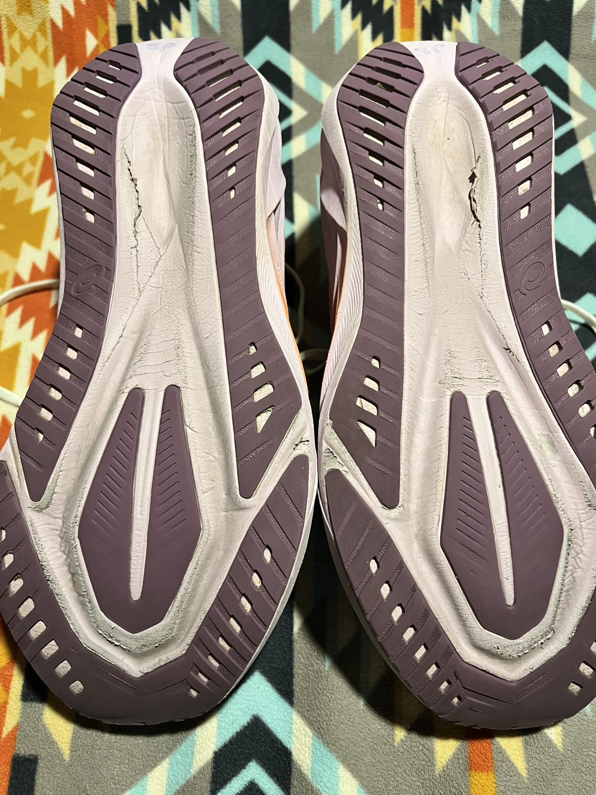 ASICS Novablast 5 Women's Running Shoes Size 10 White/Coral Reef thumbnail 5