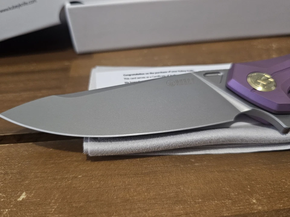 Faca dobrável Kubey Nova lâmina de titânio Collin ouro roxo, 14C28N - Imagem 3 de 4