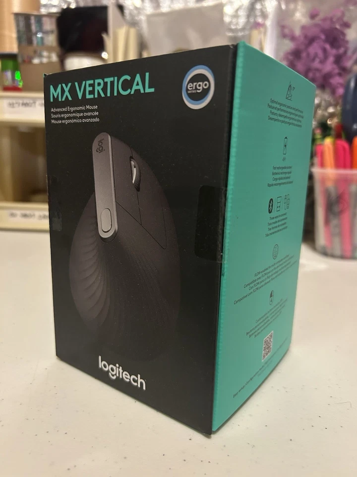 Brand New Logitech MX Vertical Advanced Ergonomic Wireless Mouse - Image 2 of 4