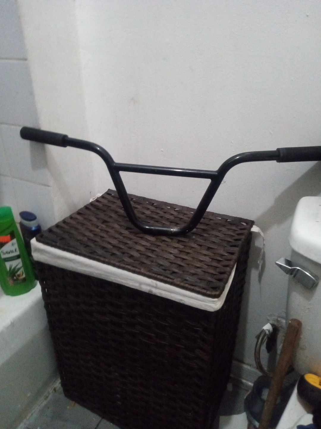 BMX Black Handlebars 28 Inches Wide 7 Rise