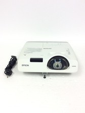 Epson Powerlite 530 3LCD Short Throw Projector 3200 Lumens w/ 2701 Hours, WORKS