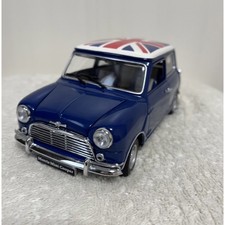 Kyosho 1/18 Morris Mini Cooper 1275S Union Jack Roof