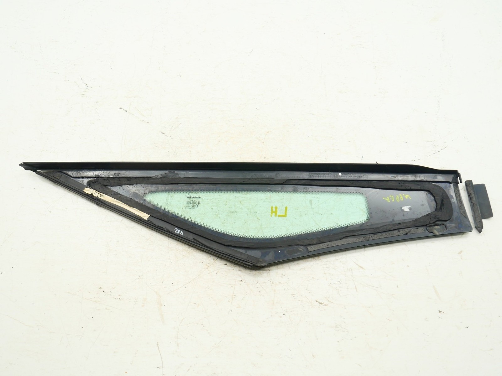 2020-2023 McLaren GT Left Quarter Window Glass Upper Driver LH 722AD271GP OEM