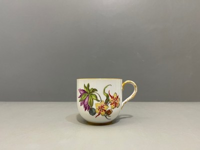 Meissen Tasse FF-Bukett Feine Blumen- und Insektenmalerei Goldkante Gold 1.Wahl