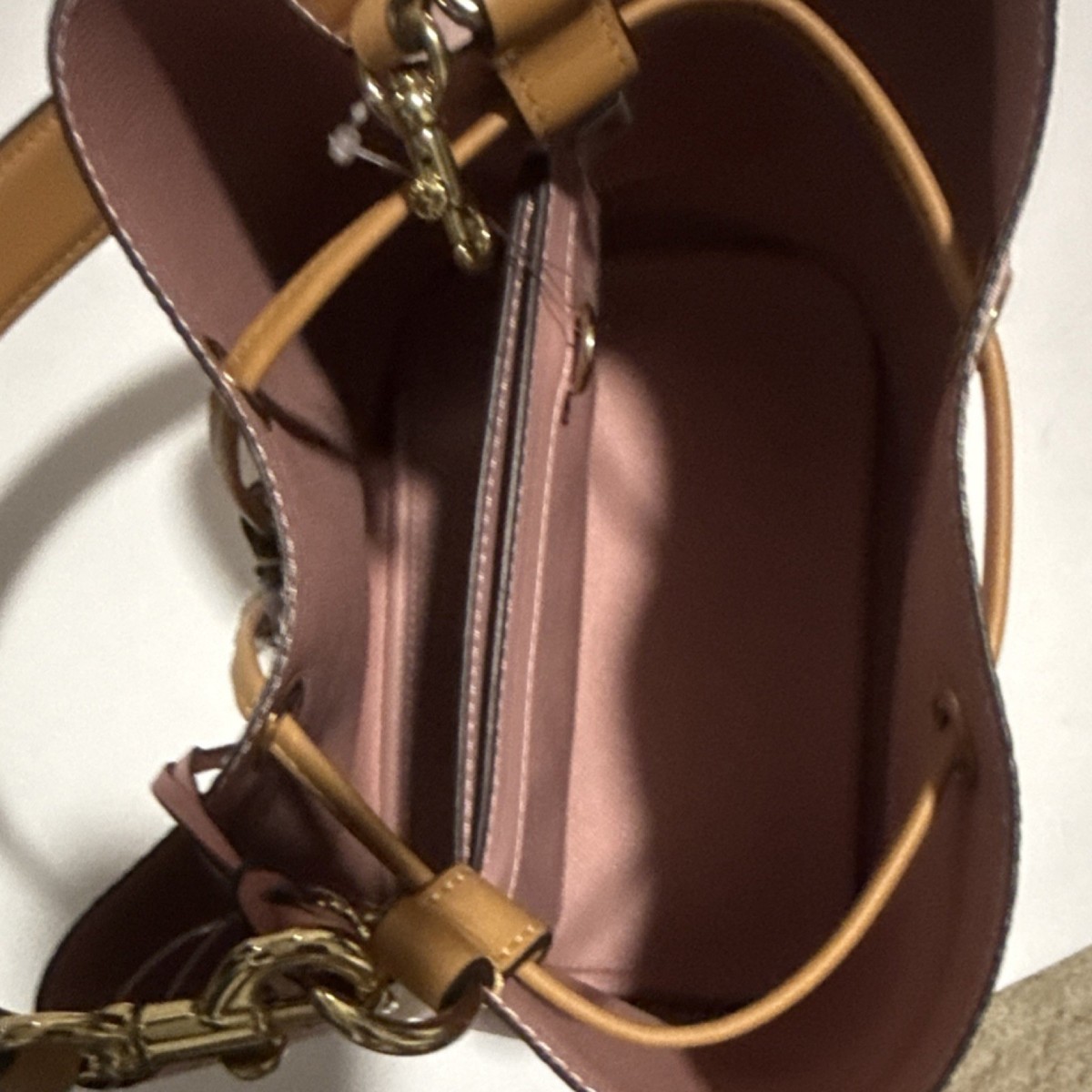New Coach Powder Pink Signature Bucket Bag Flower Charm Detachable