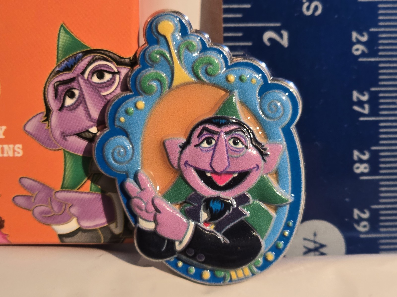 1.5" Count Von Count Fancy Medallion Pin S 2 Sesame Street Place - 3 Fingers Up