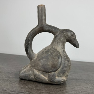 Antique Pre-Columbian Moche Chimu Blackware Bird Stirrup Spout Vessel Pottery