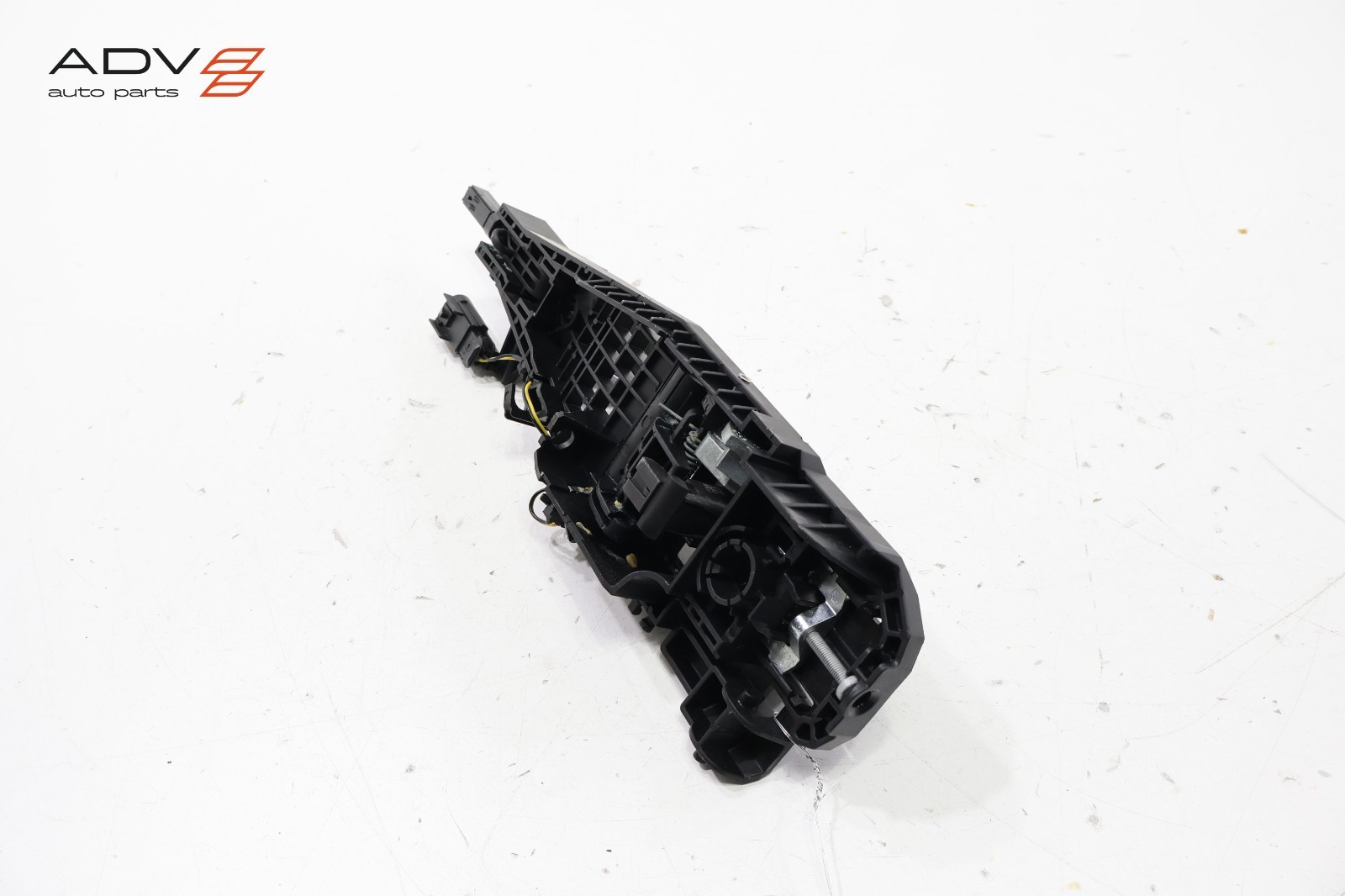 2014 - 2020 MASERATI GHIBLI FRONT RIGHT PASSENGER SIDE DOOR EXTERIOR HANDLE OEM