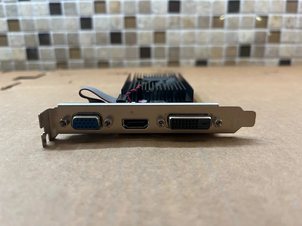 Dell Nvidia GeForce GT730DE GDDR3 0J27RG DVI HDMI VGA Video Graphics Card - Image 3 of 4